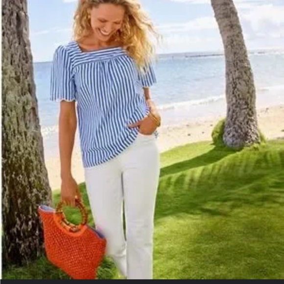Blue Striped Top and White Pants Outfit - Picture 1 of 12
